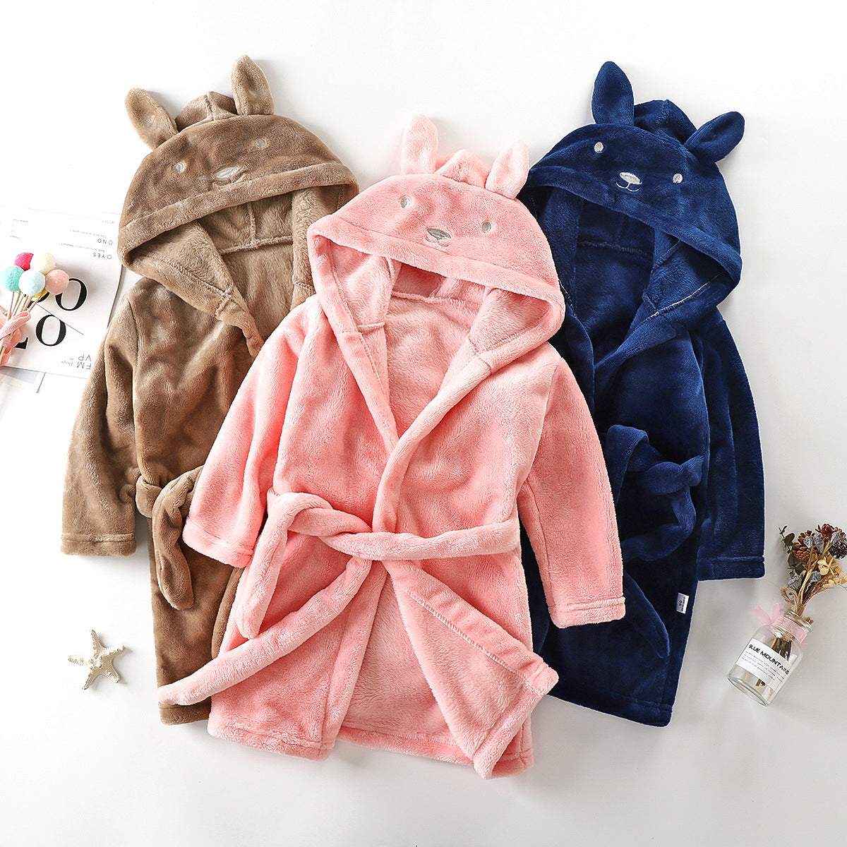 Flannel Thick Coral Fleece Children's Robe for Autumn and Winter, Kids Bathrobe, European and American Style Sleepwear