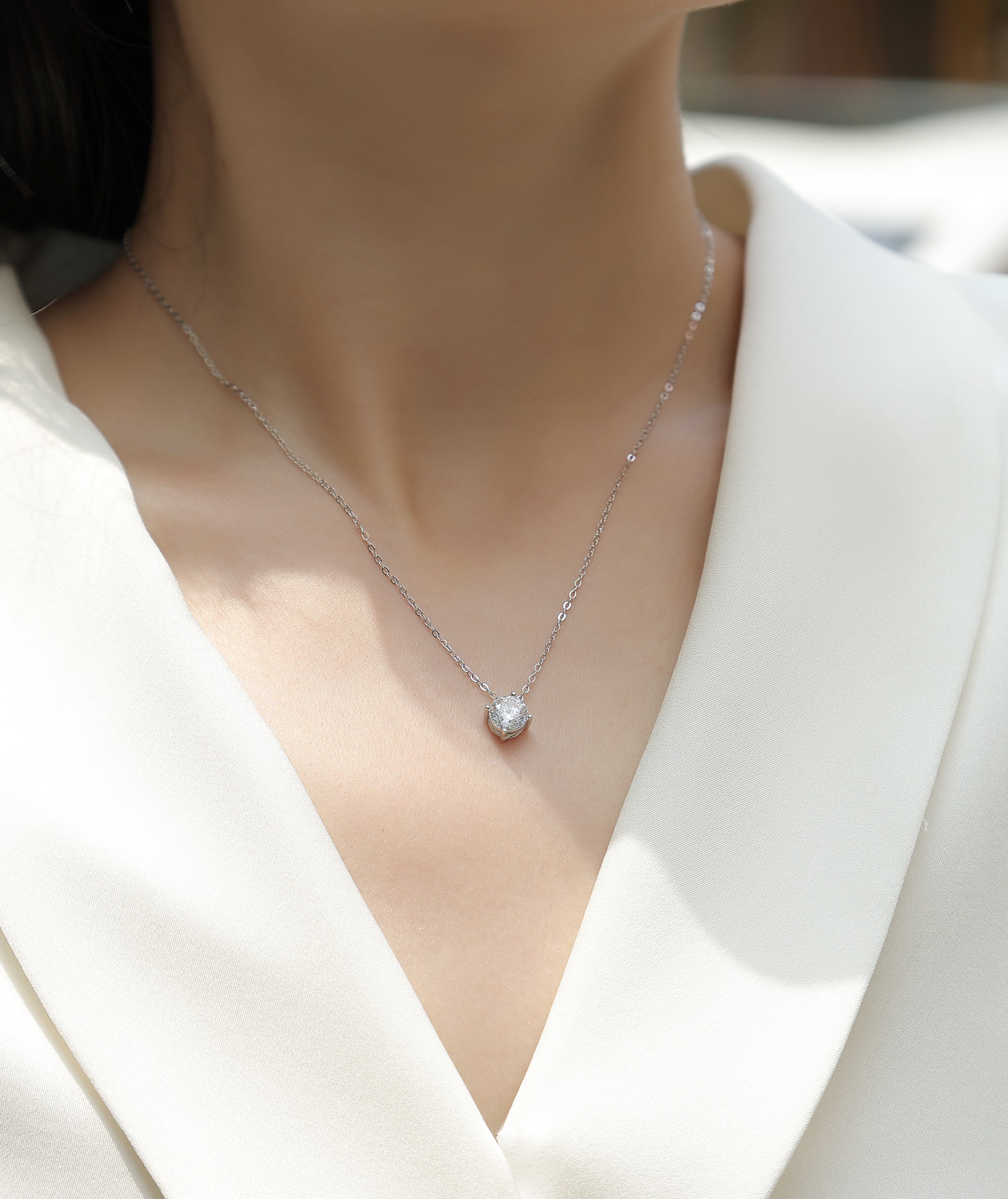 True Heart - A Fashionable And Trendy Necklace Pendant Set With 1-carat Top-quality Moissanite S925 In Silver And Platinum Plating Can Be Tested With A Diamond Pen