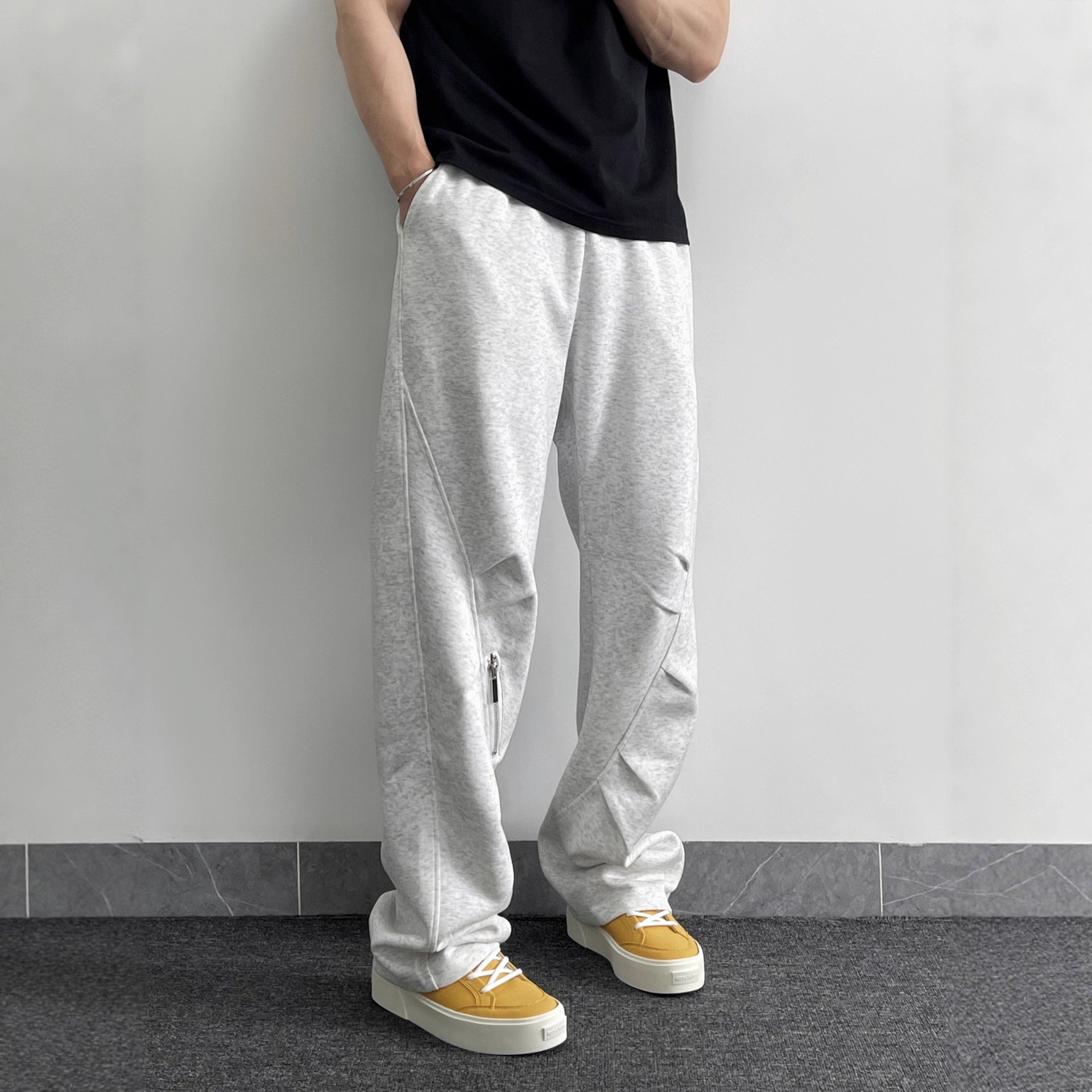 Casual Style Zipper Heavyweight Track Pants for Men Grey Pleated Cargo Trousers with Floral Pattern Straight Fit with Slight Flare Autumn Fashion