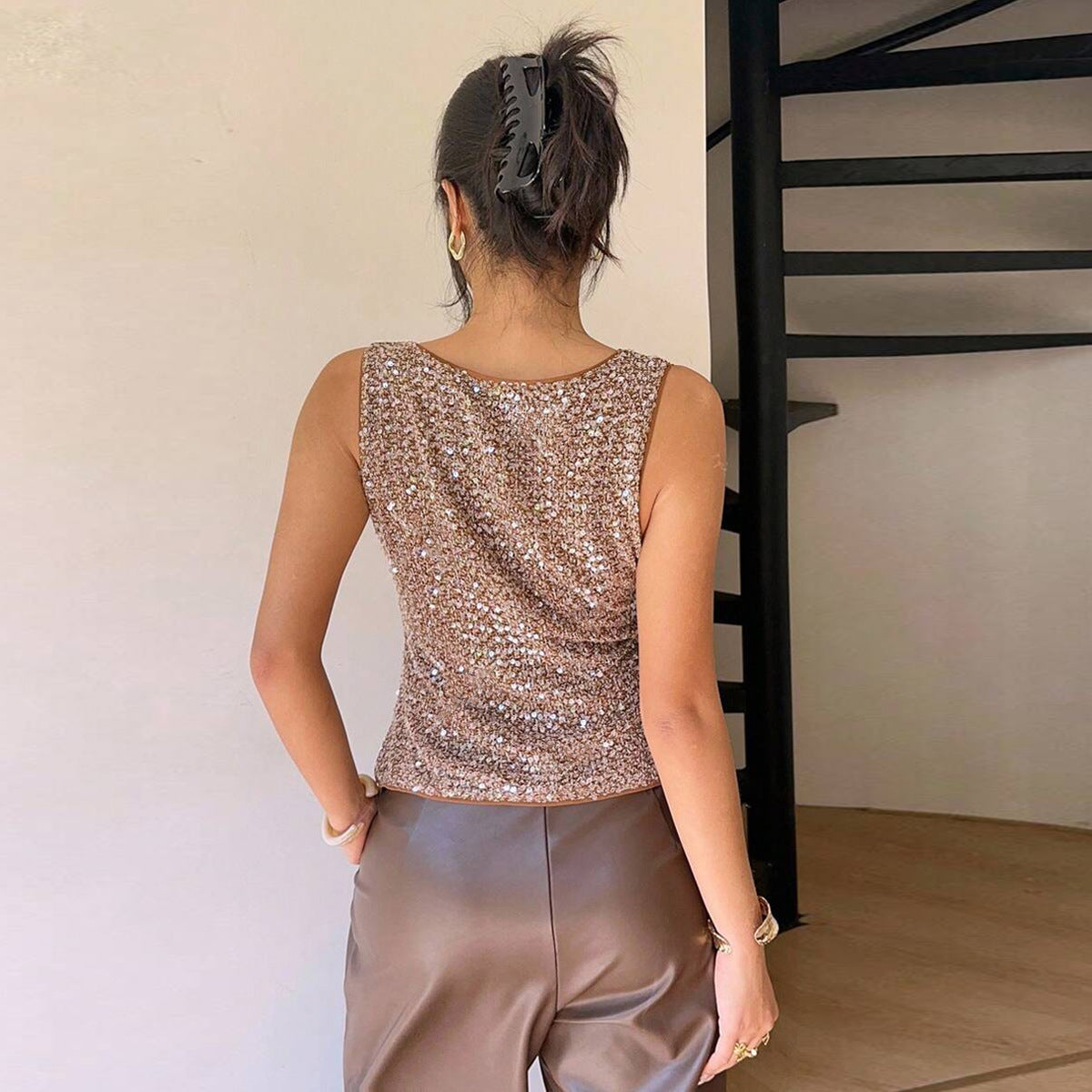 Slim fit sequin vest for women in autumn