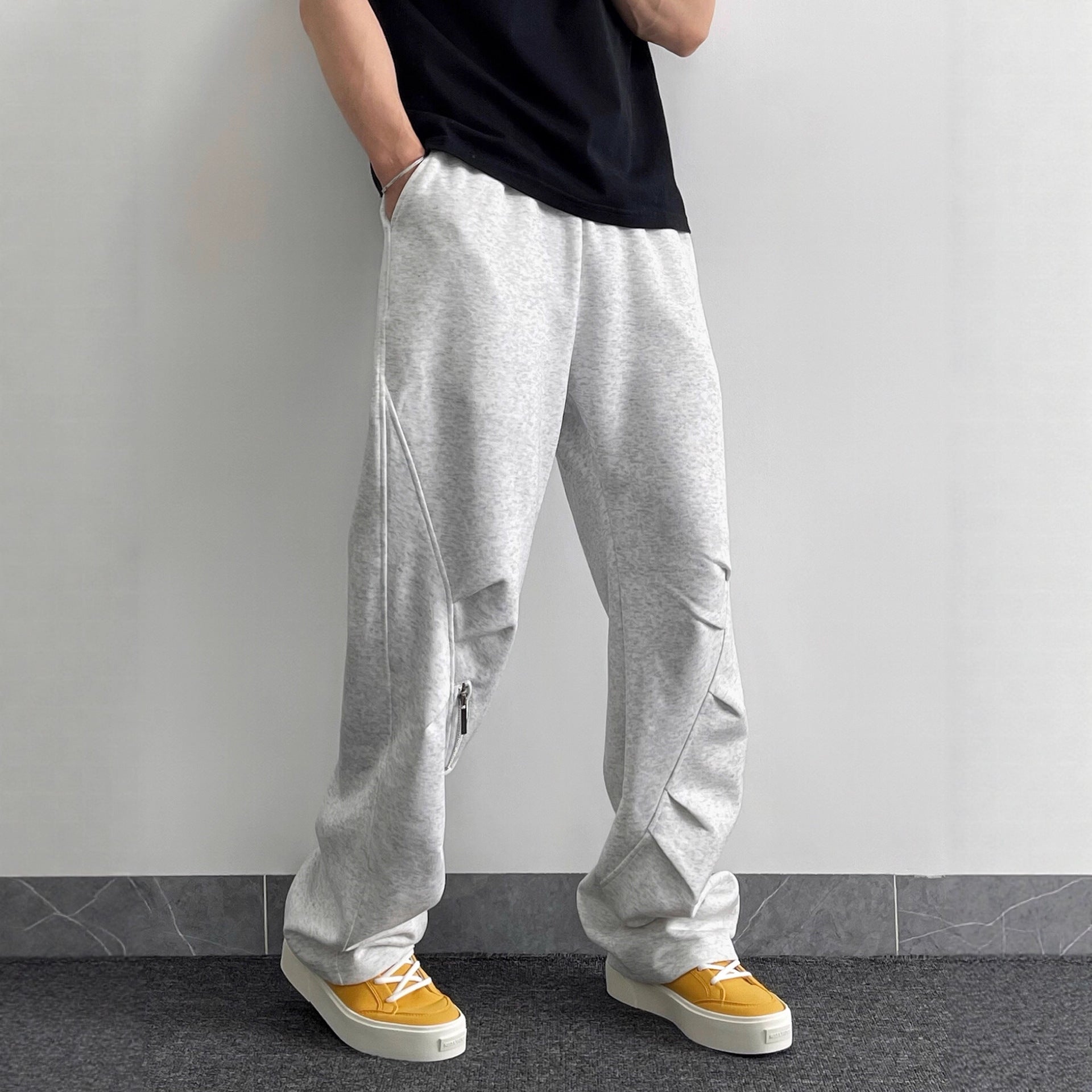 Casual Style Zipper Heavyweight Track Pants for Men Grey Pleated Cargo Trousers with Floral Pattern Straight Fit with Slight Flare Autumn Fashion